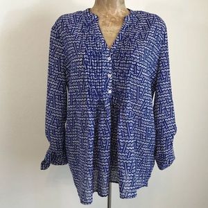 HD In Paris Chevron Peasant Sleeve VNeck Top